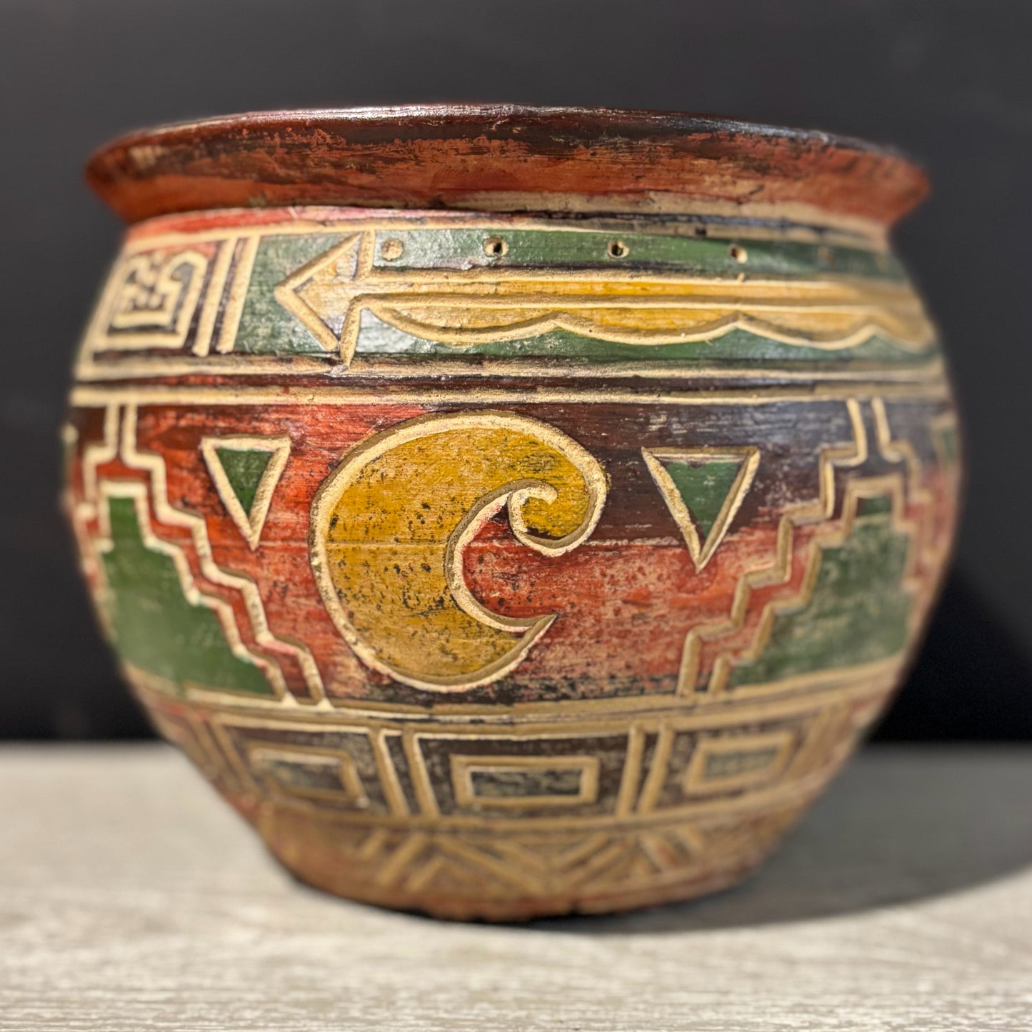 Navajo Pot 7" H x 27" D