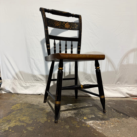 SET of 4 VTG Hitchcock Harvest Stencil Side Chairs, 34"H x 16"W x 16"D