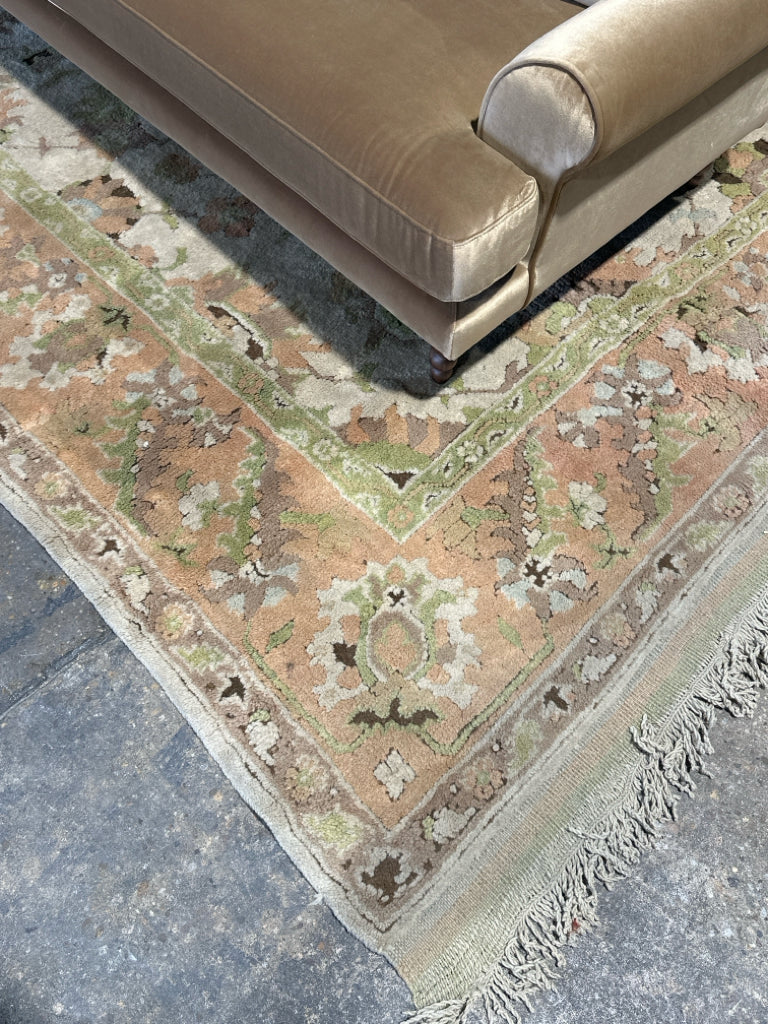 Vintage Oushak rug, wool