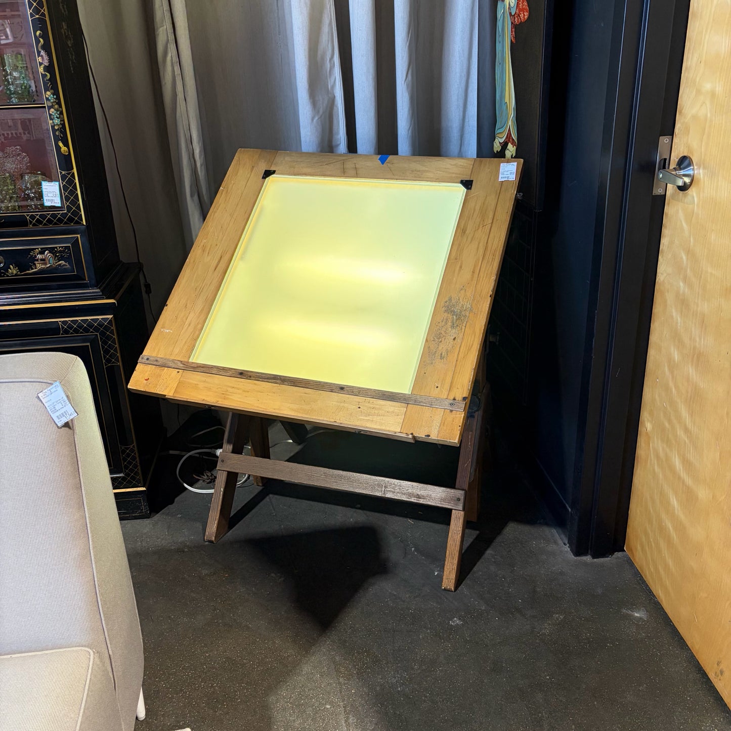 VTG Backlit Adjustable Height Drafting/Drawing Table, 32.5"W x 31"L