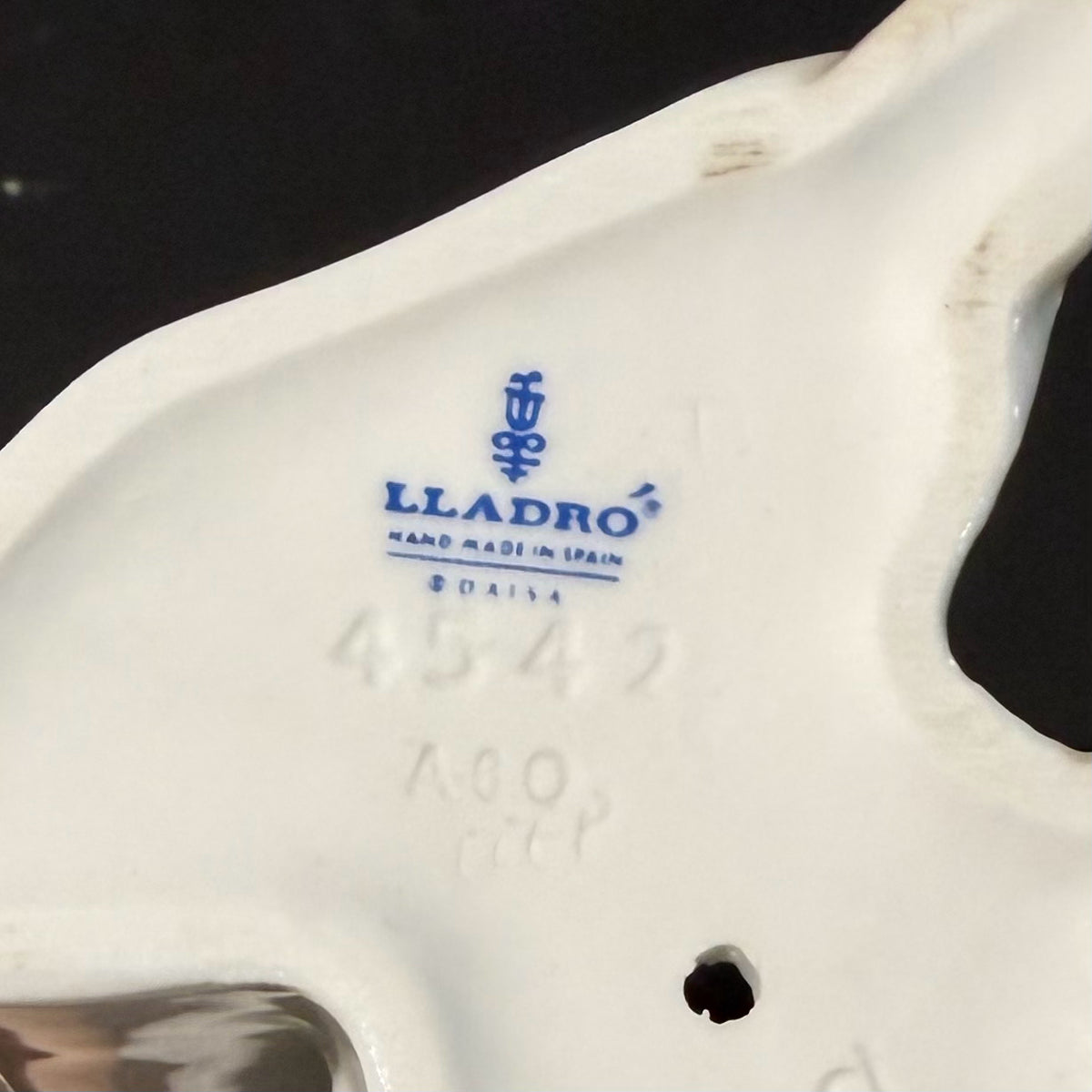 Lladro Angels' Group #4542, 5"W x 4"D x 7"H