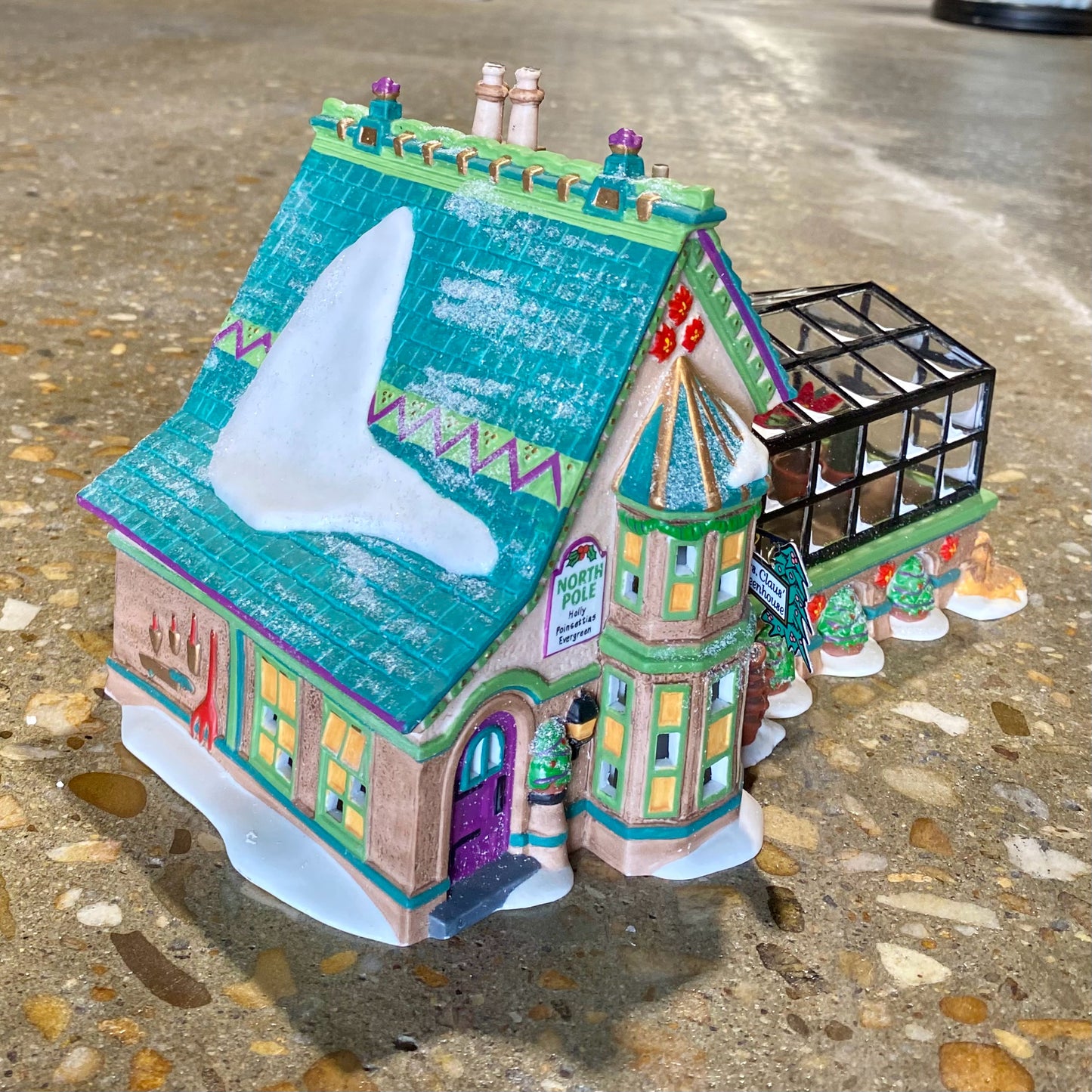 Heritage Village Collection, Porcelain, Greenhouse, 6.75"H x 11"W x 6.25"D