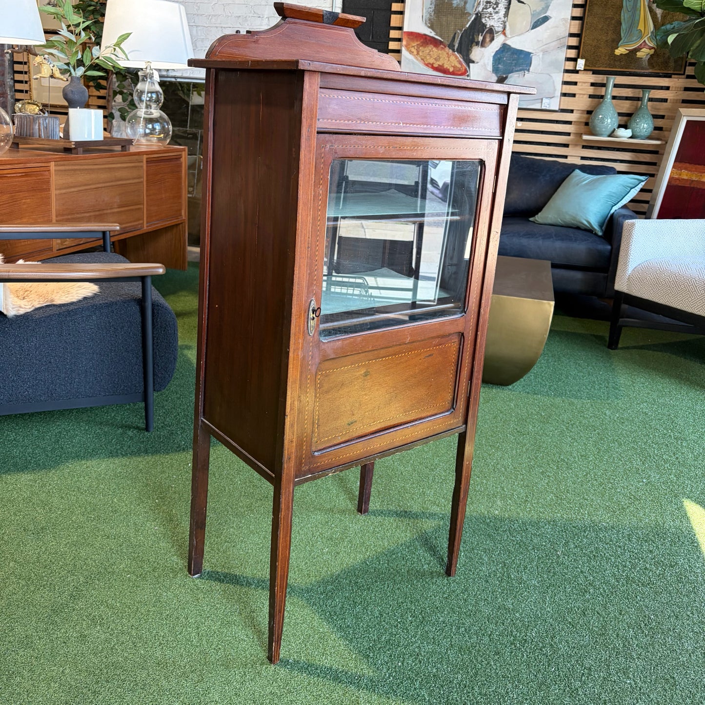 VTG English Liquor Cabinet, Walnut, AS IS,  21"W x 14.25"D x 46"H