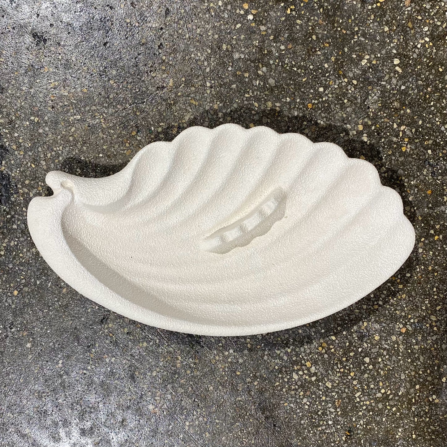 MCM Royal Haeger Ceramic Shell Ashtray, Textured White, 14" L x 7.5" W x 1.5" H