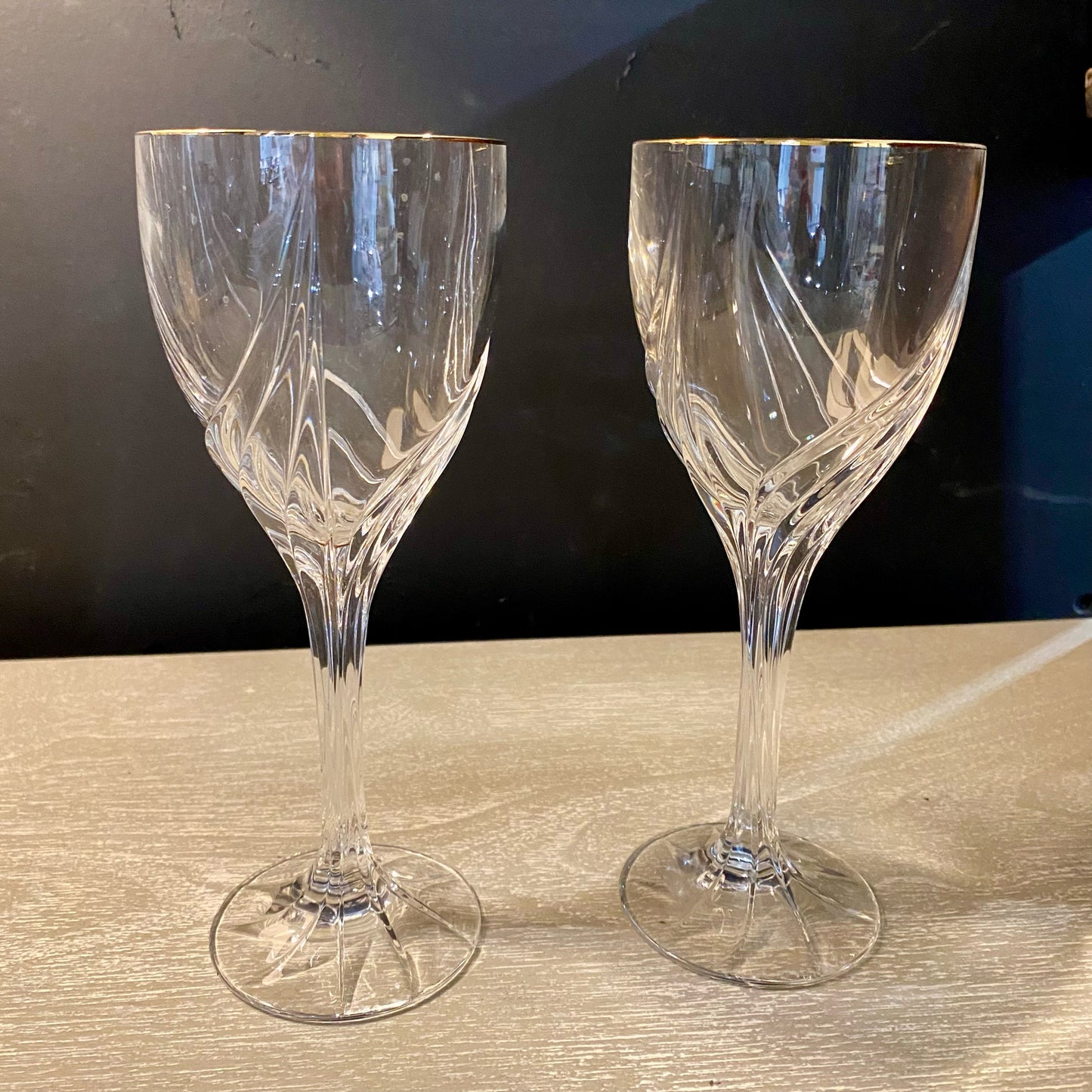 Debut Gold by Lenox, Wine Gl, Set of 2, 8.25"H x 3.25"Dia