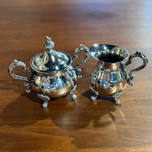 Gorham Silverplate Cream & Sugar Set 5.5" W x 3" D  x 4" H