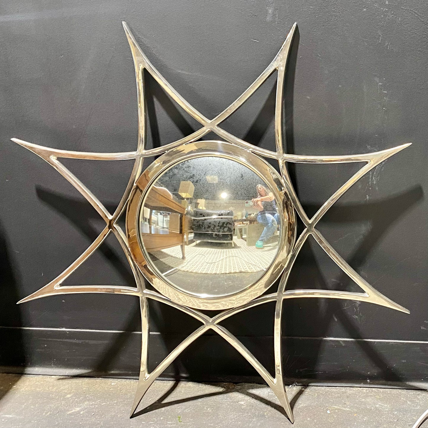 Silver Starburst Mirror, 31.25"Dia x 1.5"D