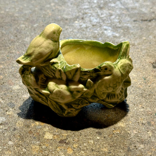McCoy Birds Nest Small Planter, Green, 6" L x 4" W x 3" H
