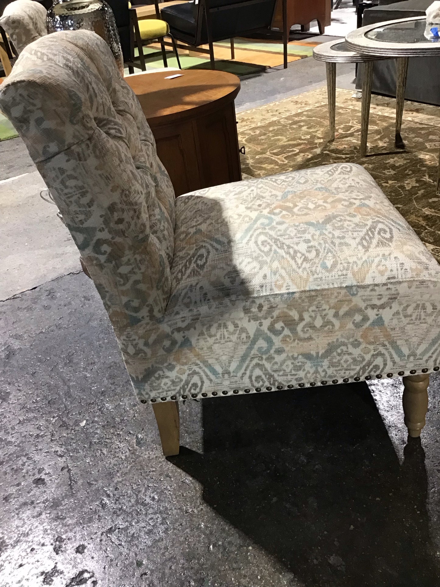Tufted Occasional Chair With Nailhead Trim 22"L x 24" Wx 32"H
