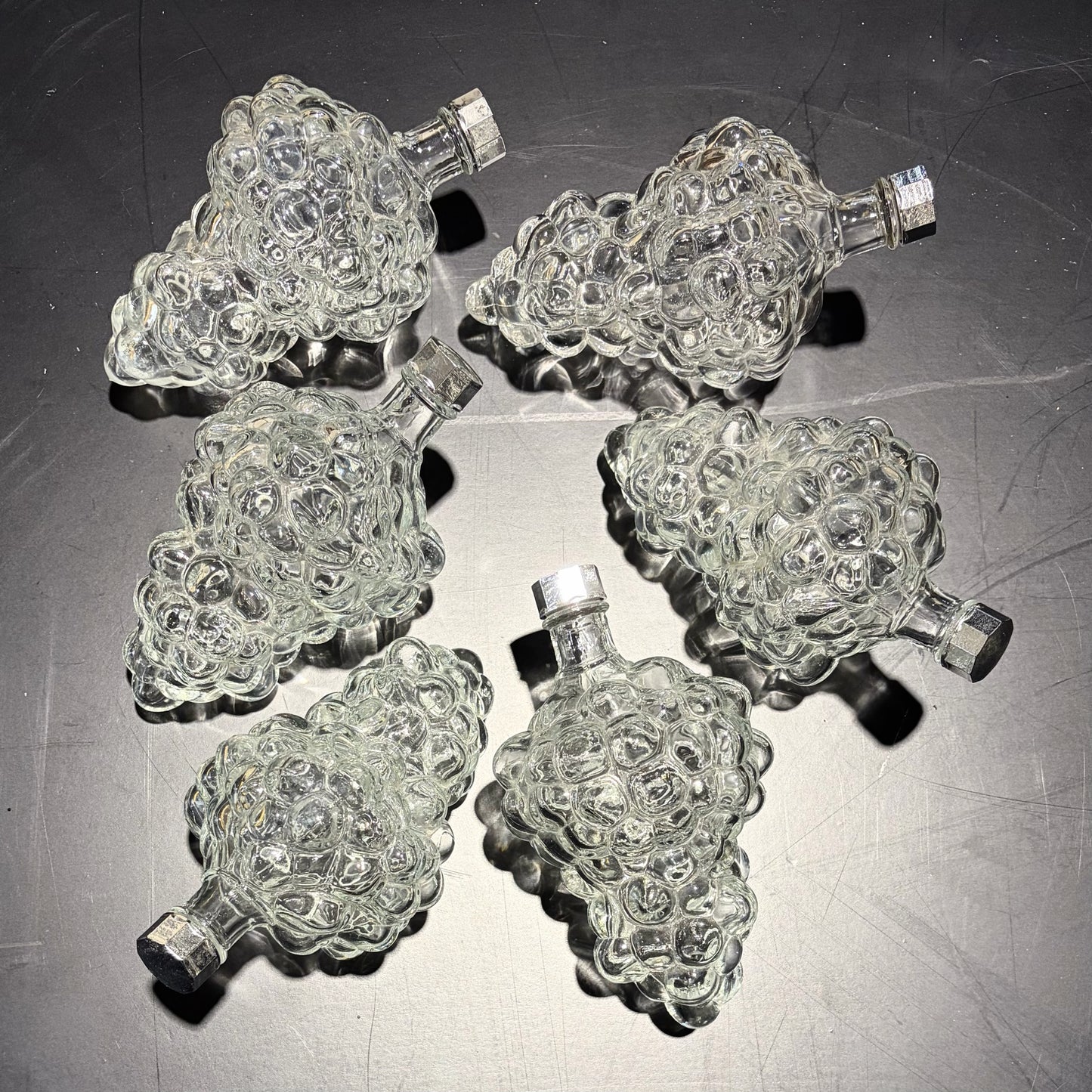 Set of 6 Mini Grape Cluster Wine Decanter, 6"L x 3"Dia