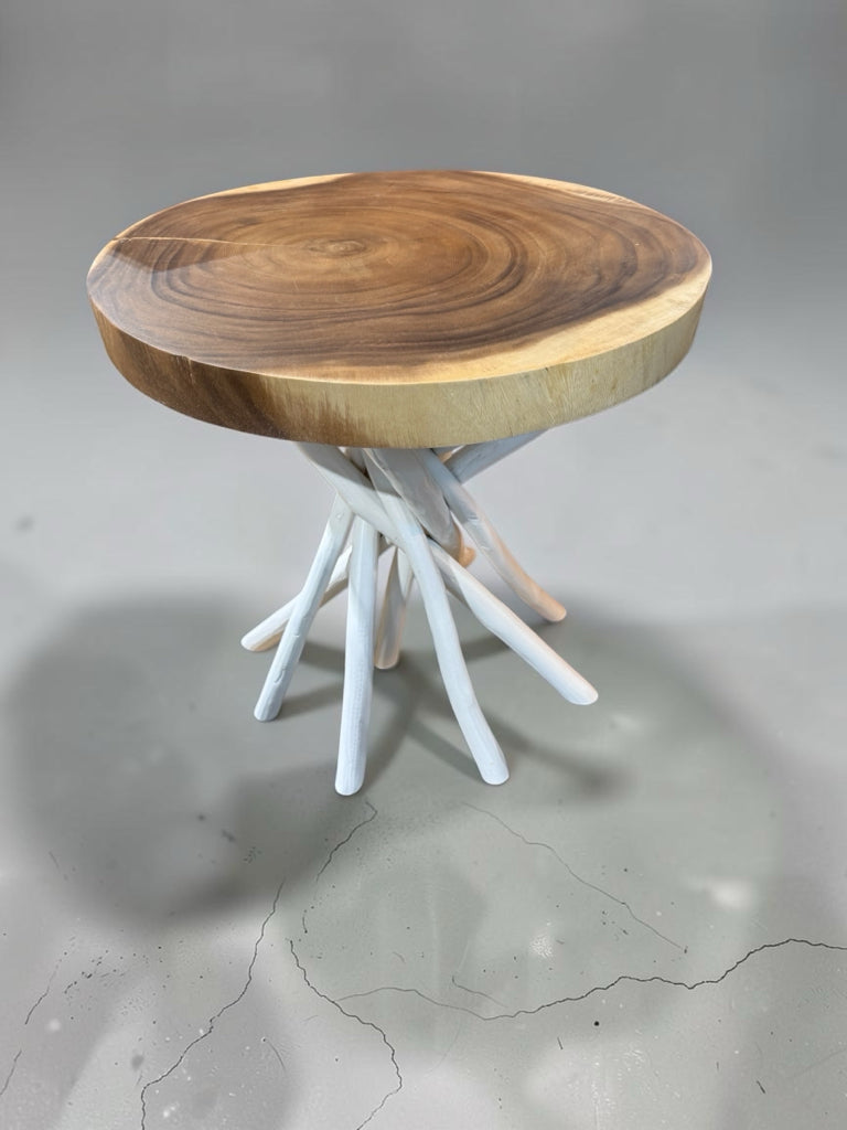 Solid Wood cross-cut accent table, 21.5"DIA x 22"H