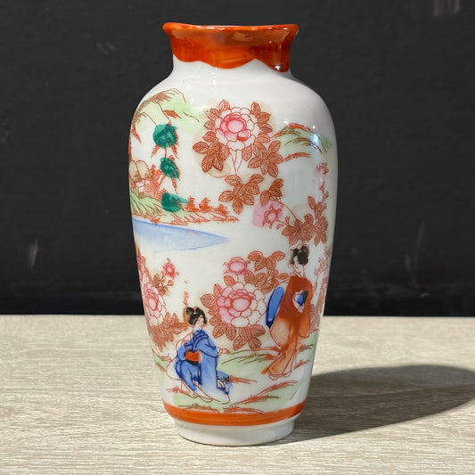 Sm Japanese Ceramic Vase, 5"H x 2.5"Dia