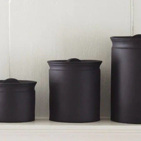 Sir Madam Larder Crock, Matte Black, 5.5" Dia x 6"H