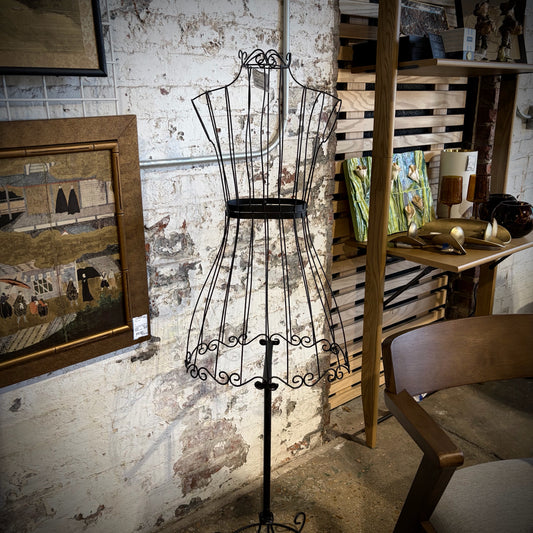 Wire mannequin, decor only, 16"W x 10"D x 33"H