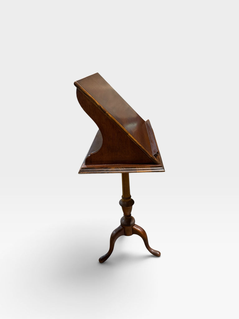 VTG music stand/lectern, mahogany, 18.5"W x 12"D x 37.5"H