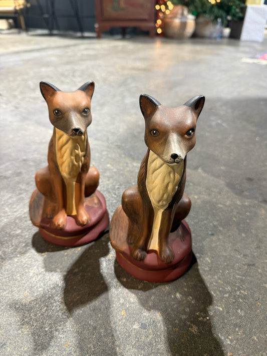 PAIR of ceramic foxes, 8"H x 4"W x 4"D