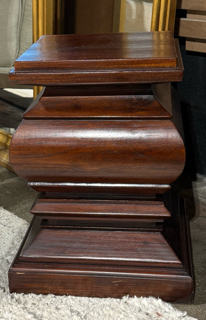 Mahogany pedestal/plant stand,12"W x 12"D x 18.5"H